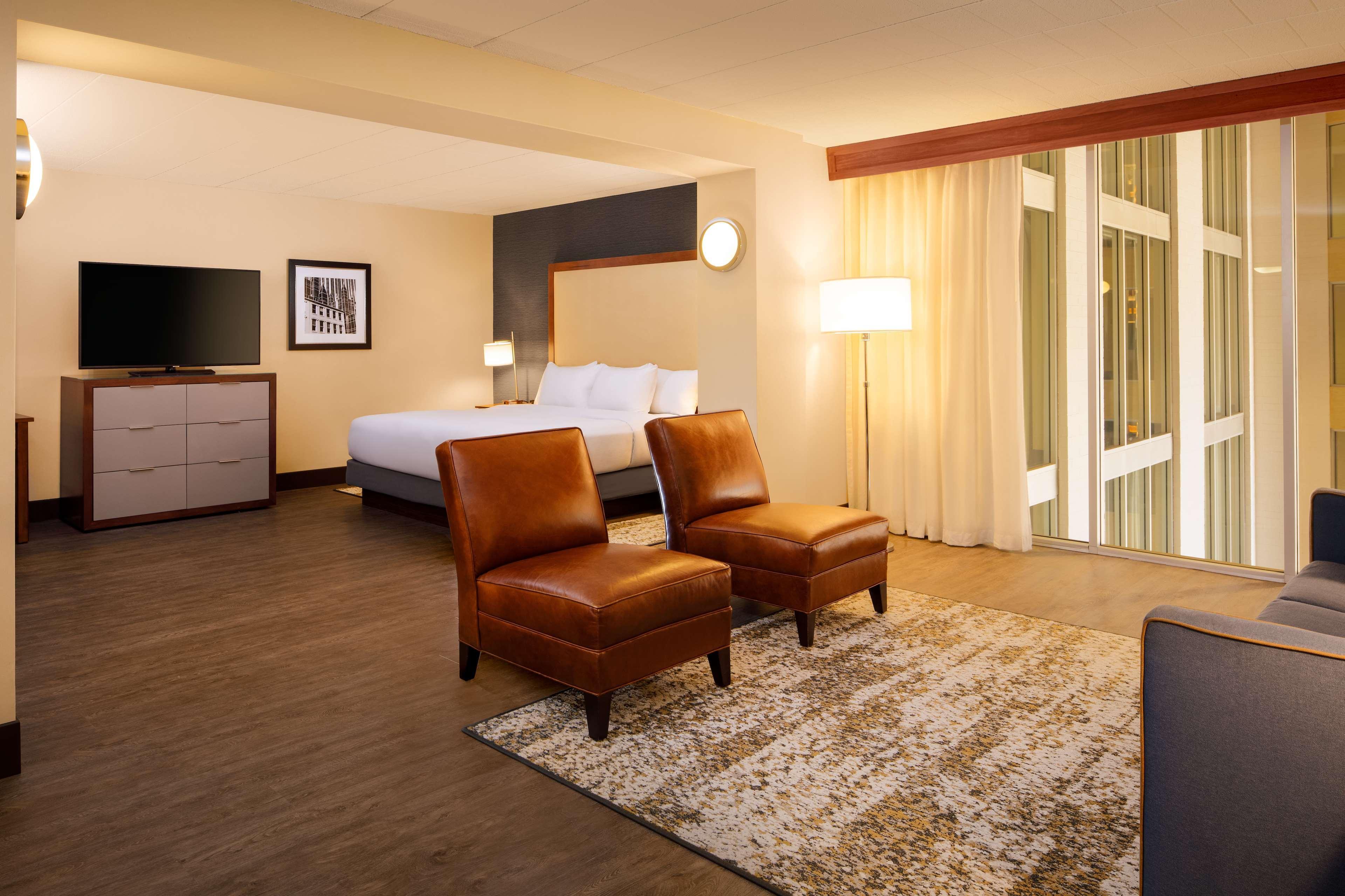 Doubletree By Hilton Pittsburgh - Cranberry 4*