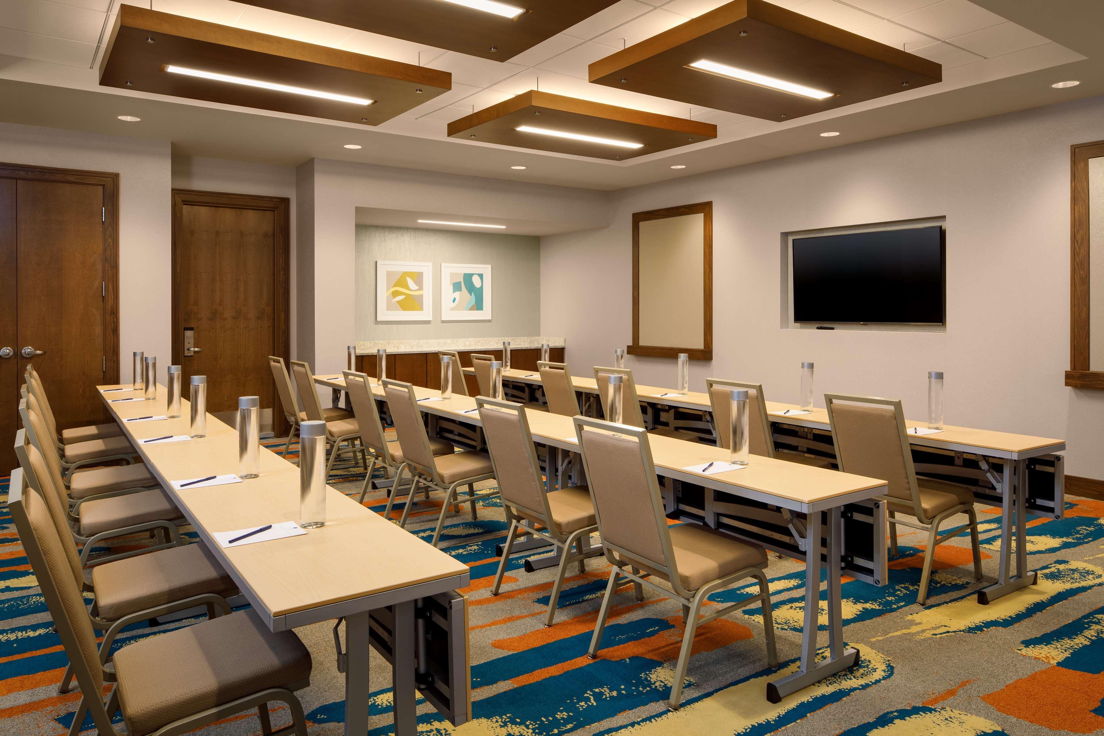 Doubletree By Hilton Pittsburgh - Cranberry Hotel