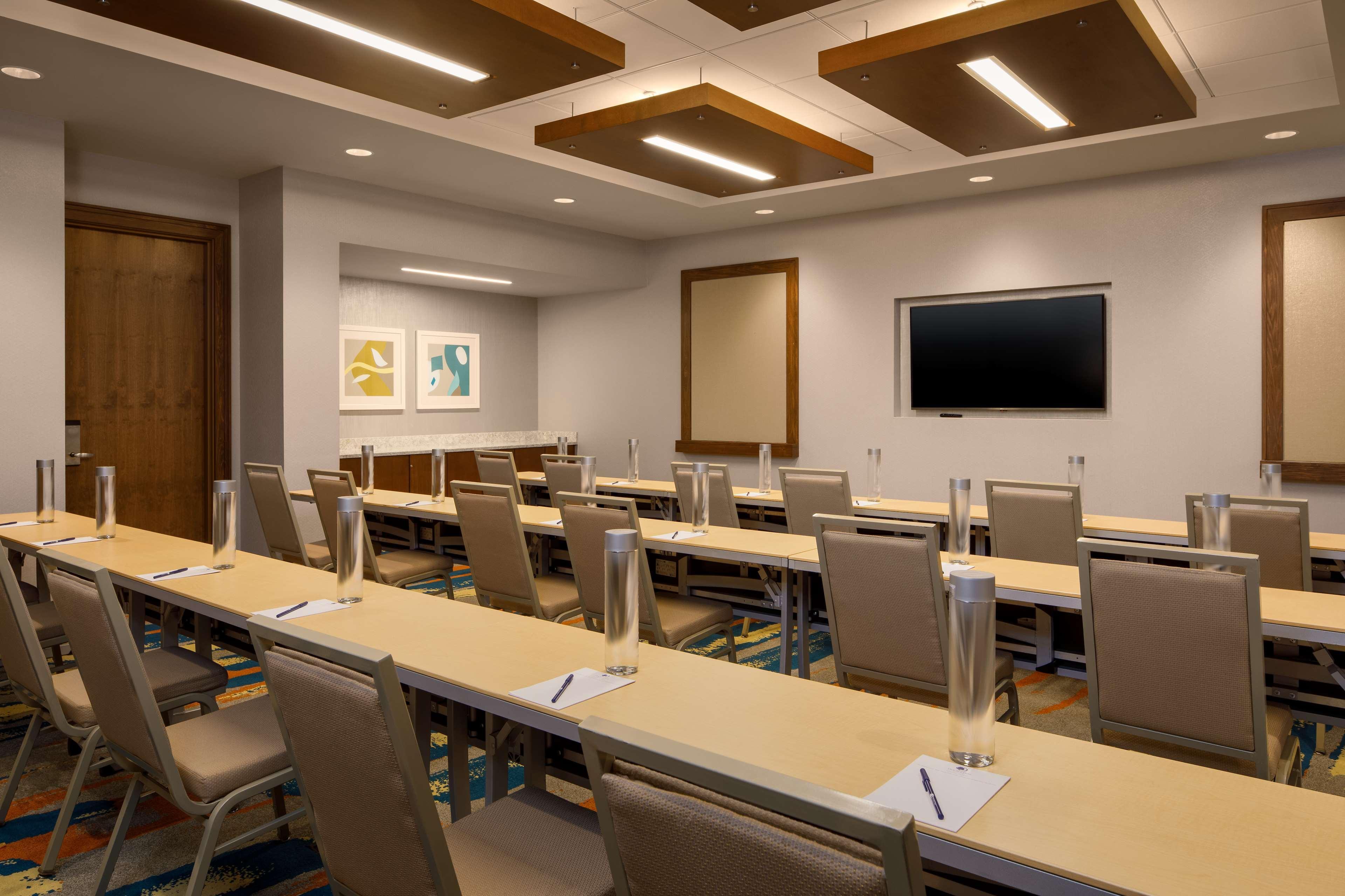 Doubletree By Hilton Pittsburgh - Cranberry 4* Cranberry Township
