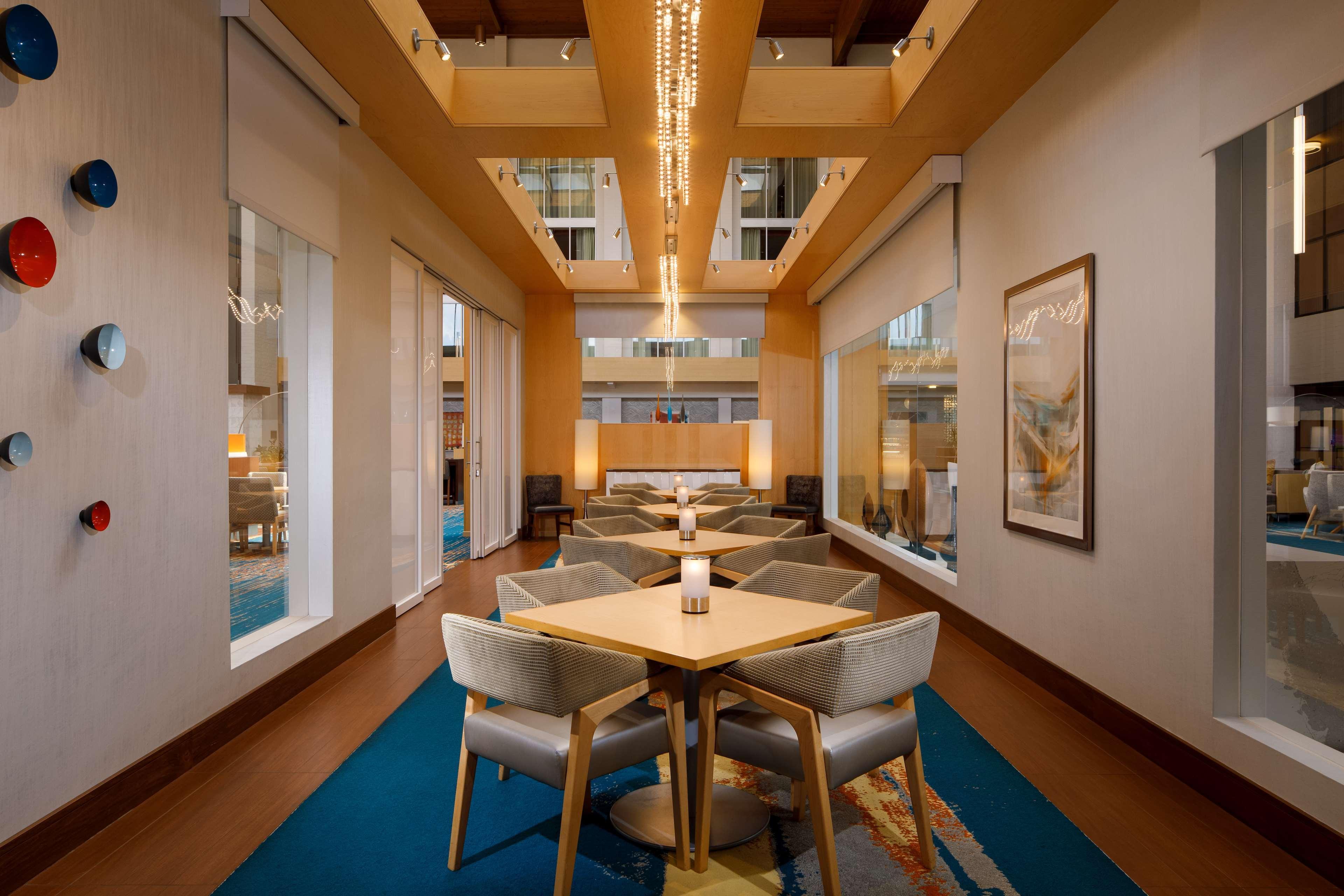 Doubletree By Hilton Pittsburgh - Cranberry 4*