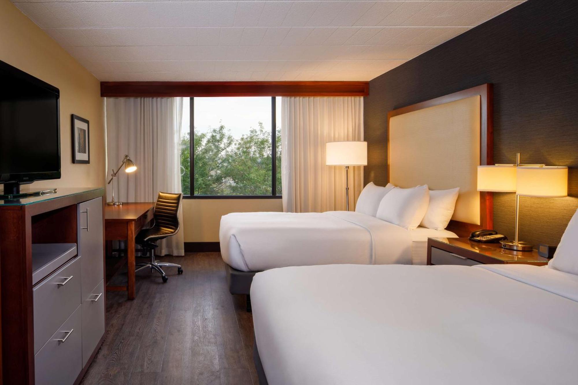 Doubletree By Hilton Pittsburgh - Cranberry 4*